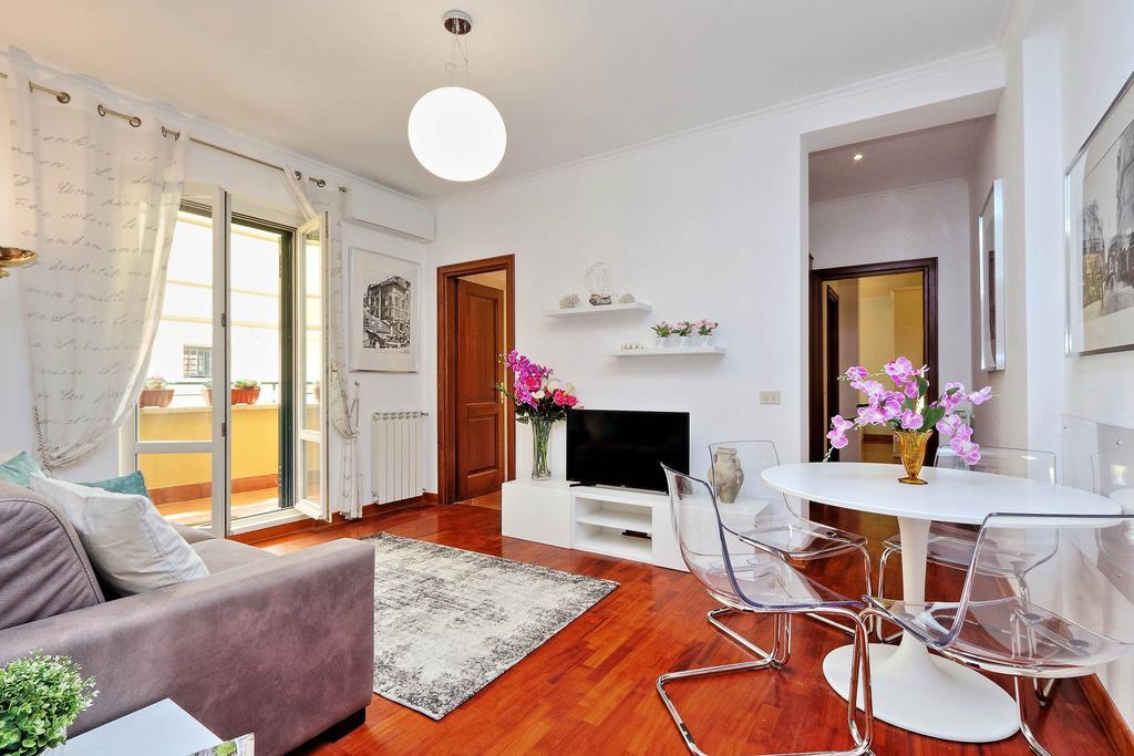 Mecenate Charme Apartment โรม ภายนอก รูปภาพ